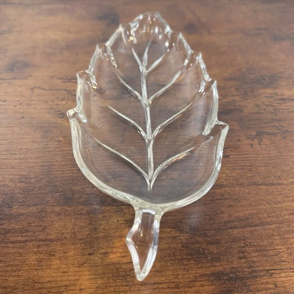 Vintage Clear Glass Leaf Shaped Relish Tray‎ Nut Trinket Dish 9.75